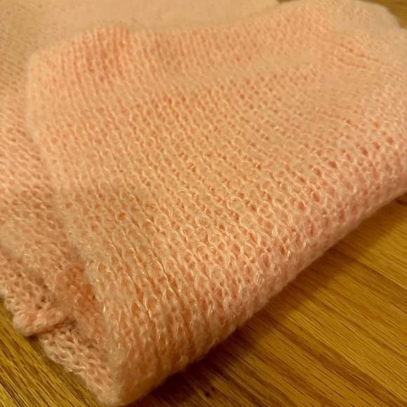 Infinity very soft and cozy peach scarf - Picture 7 of 9